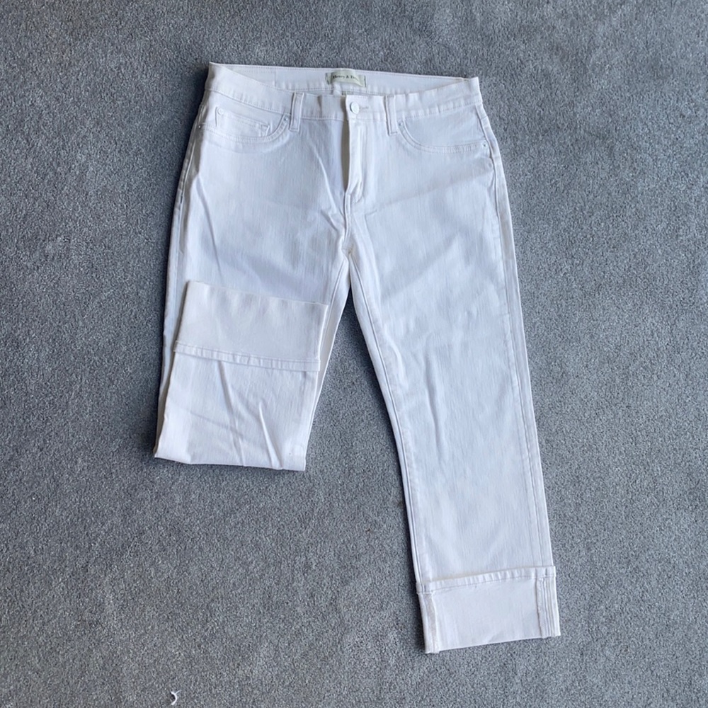 Henry and Belle Cropped Cuffed White Denim Jean Size 32
